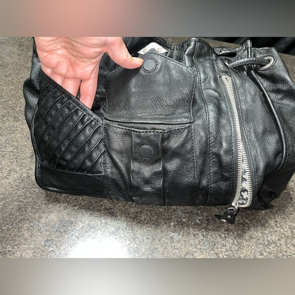 Lockheart Black Leather Purse Bag Satchel Rocker Metal Hardware Zippers Pockets - Picture 6 of 16